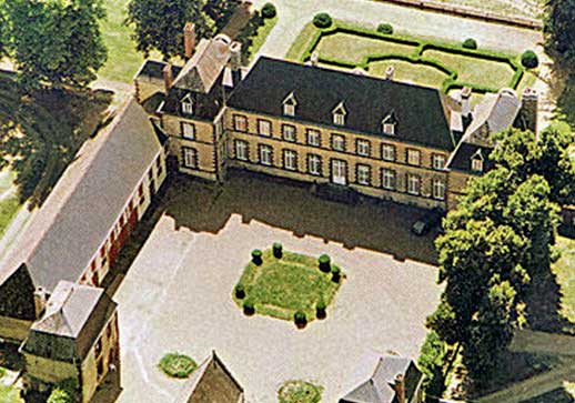 chateau-montmarin